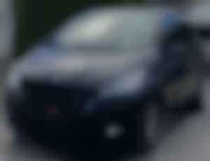 Peugeot 208 1.2i KLIMA PANORAMA TEMPOMAT benzín manuál 60 kw