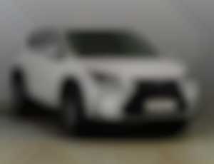 Lexus NX 300h,