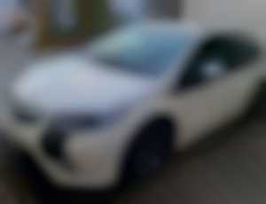 Opel Ampera Vo veľmi dobrom stave, kilometre nabehané po diaľnici Žilina - ... 