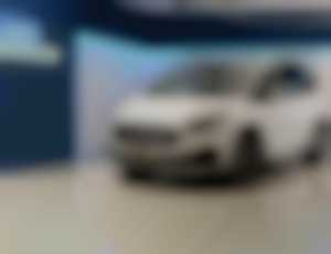 Ford S-MAX 140 KW LED ACC SONY Tažné 8AT 2.0 ECOBL...