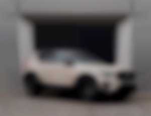 Volvo XC40 B3 PLUS Dark AT7 FWD