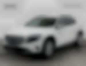 MERCEDES-BENZ GLA 180 d Style