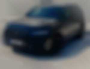 Audi SQ7 , čierna farba , alcantara , nebúrané , nefajčiar , pravidelný ser... 