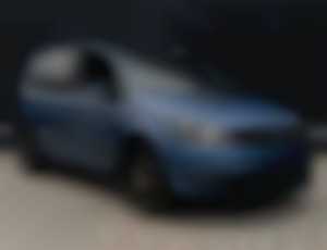 VW Touran 2.0TDi 103kw  Ťažné  VELKÝ SERVIS  MANUÁL