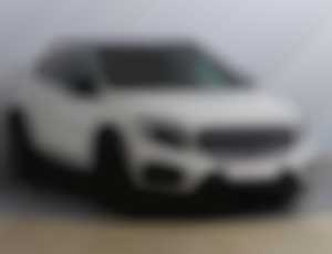 Mercedes GLA GLA 220 d 4MATICAMG line , ČR,AMG,NAV...