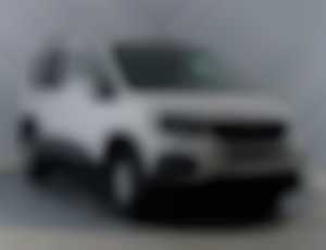 Peugeot Rifter 1.2 PureTechMaxi Allure , 5Míst, ČR...