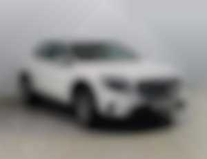 Mercedes GLA GLA 220 4MATIC, ČR,4MATIC,AUT,RCAM.