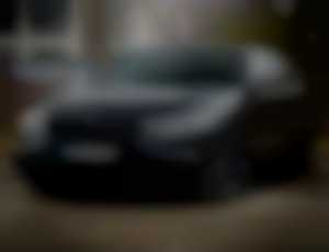 BMW Rad 5 M550i xDrive AT  AJ NA SPLÁTKY  PROTI...