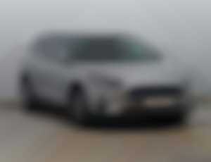 Ford Focus Kombi 1.5 TDCi, Tempomat, Park. senzory