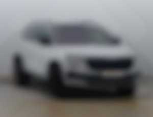 Skoda Karoq 1.5 TSI, Zár. 5 let100000 km, DPH