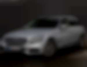 Mercedes-Benz C trieda Kombi 200 d 9G  AJ NA SPLÁ...