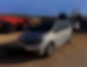 Volkswagen Touran, 1.6TDi 77kWWEBASTOVÝHŘEV SED